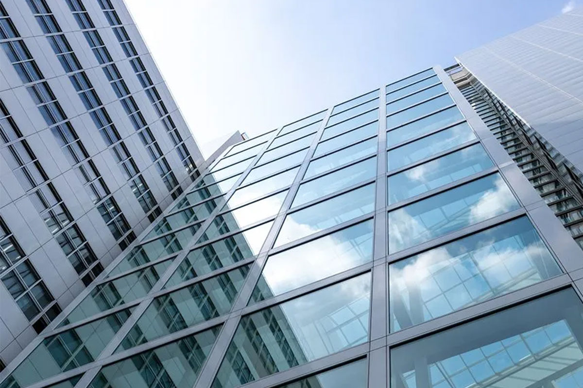 Tech Connections: Efficiency in Tracking Real Estate Investments